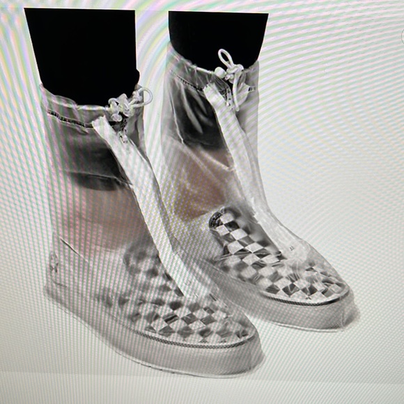 Rain shoe covers, reusable- for men and women - Picture 3 of 6